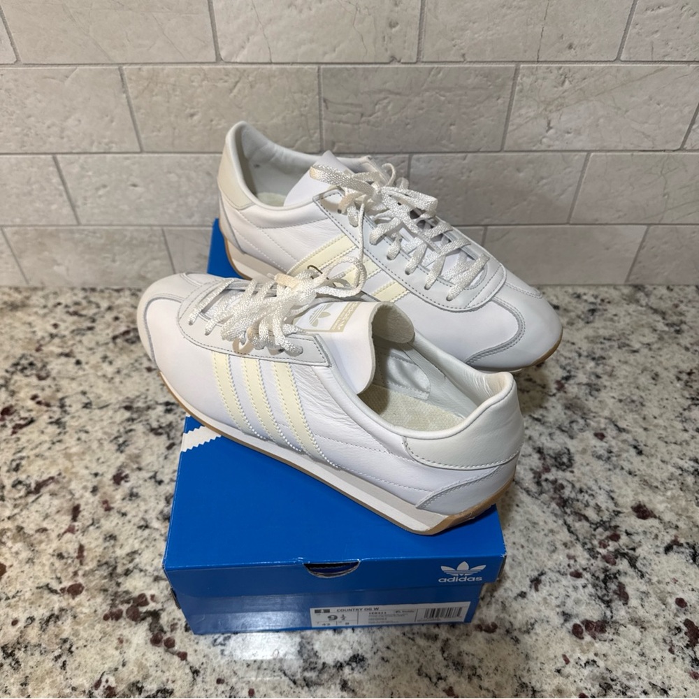 Adidas Country OG W